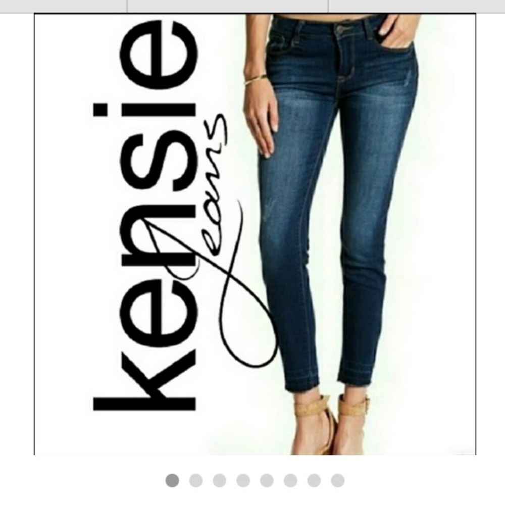 Kensie distressed knockout skinny jeans